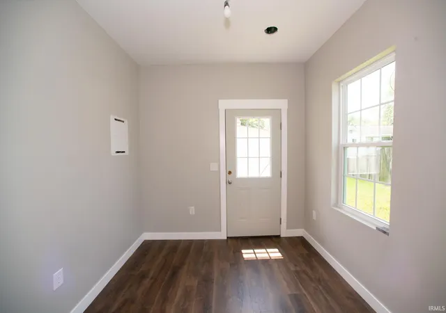 5th image of 201 Roland, Vincennes, IN 47591 | MLS# 202626769