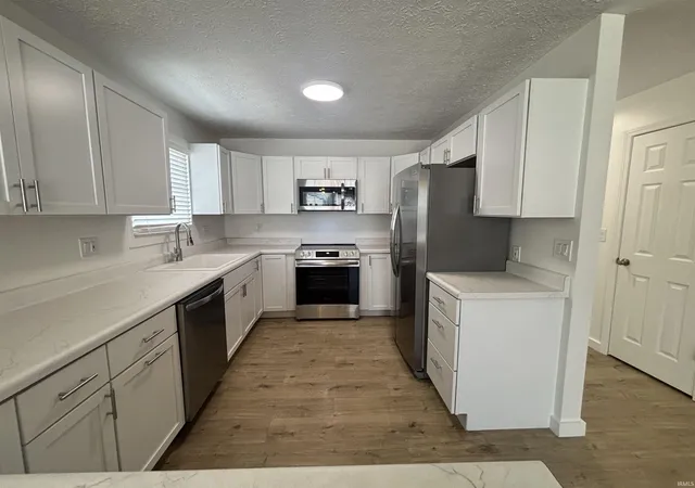 5th image of 1325 Church St, Vincennes, IN 47591 | MLS# 202626774