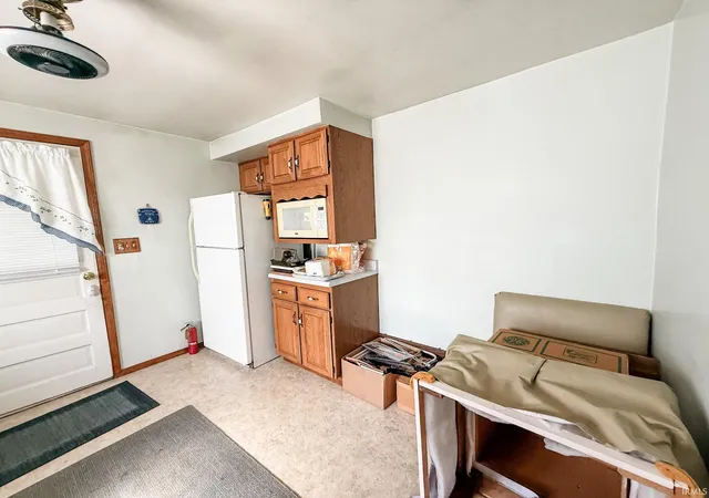 Photo 4 of Sale Pending at 920 W Jackson St, Kokomo, IN 46901 | MLS# 202626777 | Listing updated on 2026-08-20