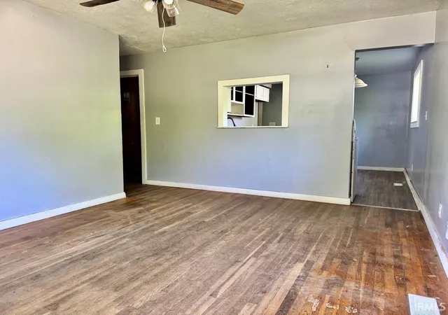 Photo 3 of Manufactured home for sale at 1501 Michigan St, New Castle, IN 47362 | MLS# 202626778 | Listing updated on 2026-07-07