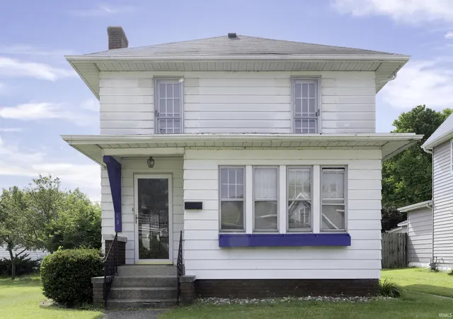 Homes for sale in Mishawaka, IN | 437 Park Ave, Mishawaka, IN 46545 | MLS# 202626780