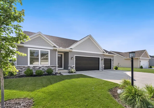 3rd image of 450 N Eastfield Cir, Milford, IN 46542 | MLS# 202626791