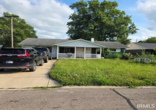Homes for sale in Muncie, IN | 2001 W 10th St, Muncie, IN 47302 | MLS# 202626801