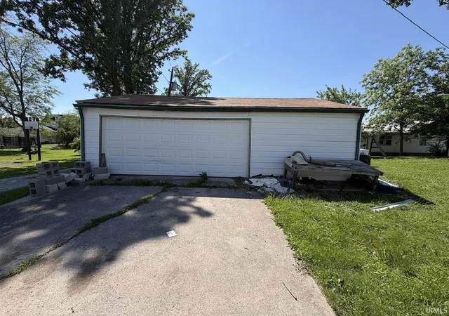 16th image of 627 E High St, Portland, IN 47371 | MLS# 202626805