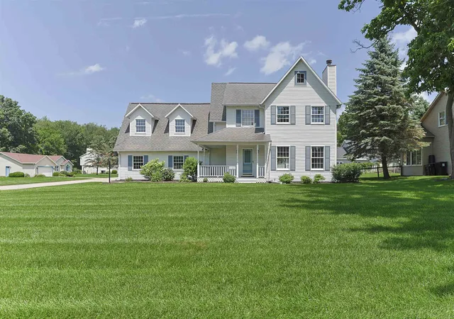 Homes for sale in Granger, IN | 12385 Settlers Cove Ct, Granger, IN 46530 | MLS# 202626829