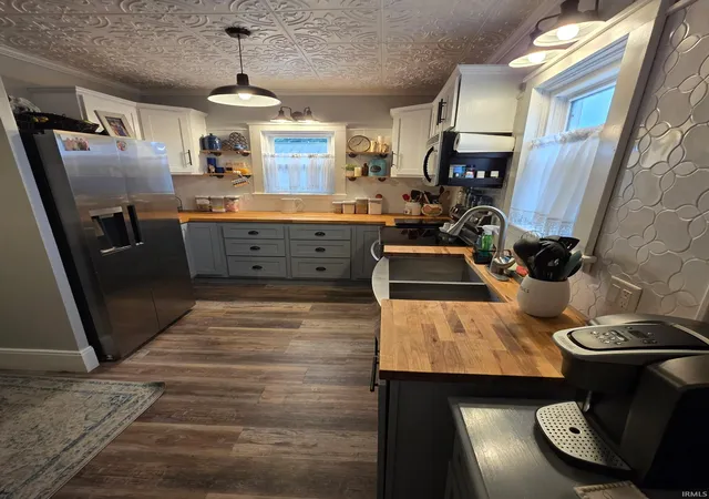 5th image of 1956 E 200 S, Winchester, IN 47394 | MLS# 202626835