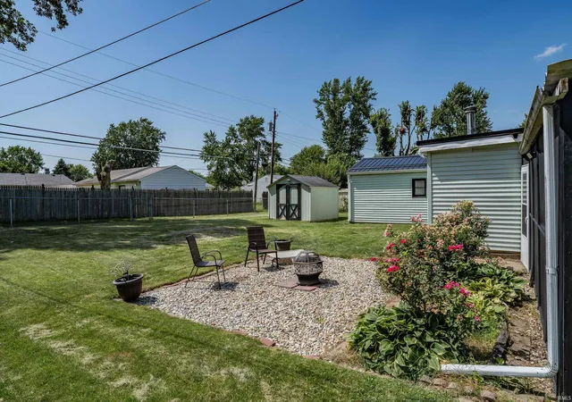 Photo 4 of Manufactured home for sale at 1522 N Glendale Dr, Fort Wayne, IN 46804 | MLS# 202626837 | Listing updated on 2026-09-21