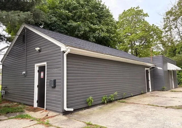 2nd image of 2130 Broadway, Fort Wayne, IN 46802 | MLS# 202626841