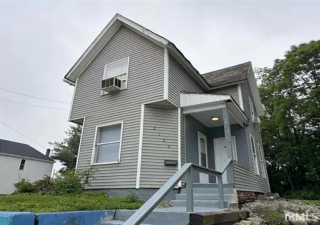 3rd image of 2130 Broadway, Fort Wayne, IN 46802 | MLS# 202626841