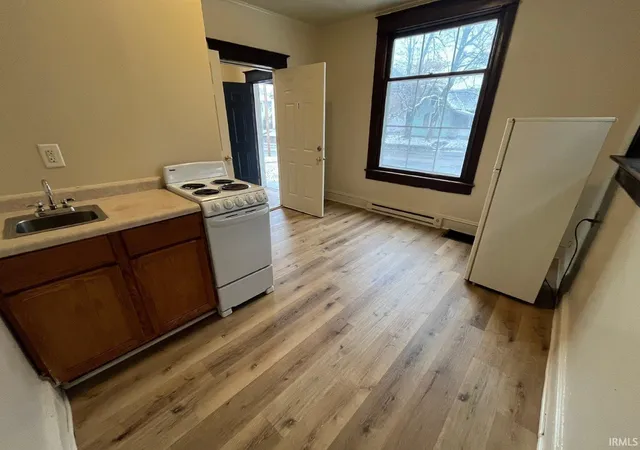 4th image of 2130 Broadway, Fort Wayne, IN 46802 | MLS# 202626841