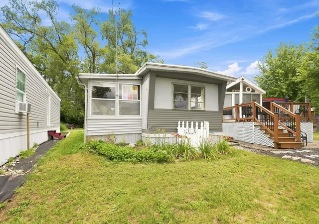Homes for sale in Angola, IN | 2200 W Orland Rd #4, Angola, IN 46703 | MLS# 202626862