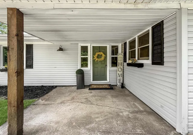 Photo 3 of Manufactured home for sale at 422 N Plank Rd, Boonville, IN 47601 | MLS# 202626887 | Listing updated on 2026-09-11