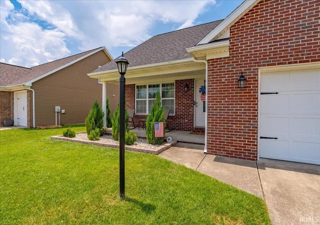 Homes for sale in Newburgh, IN | 1869 Sandal Wy, Newburgh, IN 47630 | MLS# 202626895