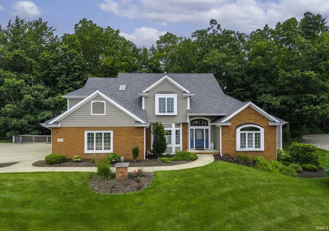 1st image of 1533 Thornapple Dr, Fort Wayne, IN 46845 | MLS# 202626908