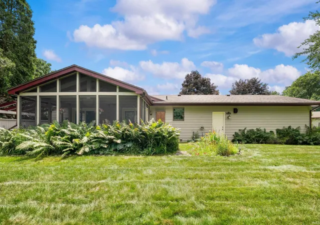 5th image of 12363 Duxbury Ct, Granger, IN 46530 | MLS# 202626911