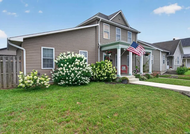 3rd image of 711 W Market St, Logansport, IN 46947 | MLS# 202626914