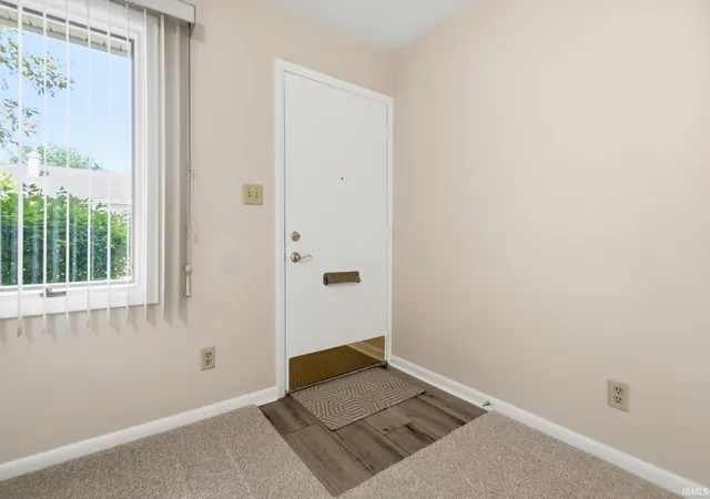 Photo 3 of Sale Pending at 5661 S Wayne Ave, Fort Wayne, IN 46807 | MLS# 202626916 | Listing updated on 2026-07-13