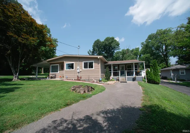 2nd image of 3804 N Old Bruceville Rd, Vincennes, IN 47591 | MLS# 202626918