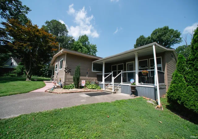 3rd image of 3804 N Old Bruceville Rd, Vincennes, IN 47591 | MLS# 202626918