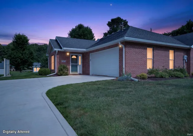 Homes for sale in Logansport, IN | 820 Walnut Ridge West, Logansport, IN 46947 | MLS# 202626929