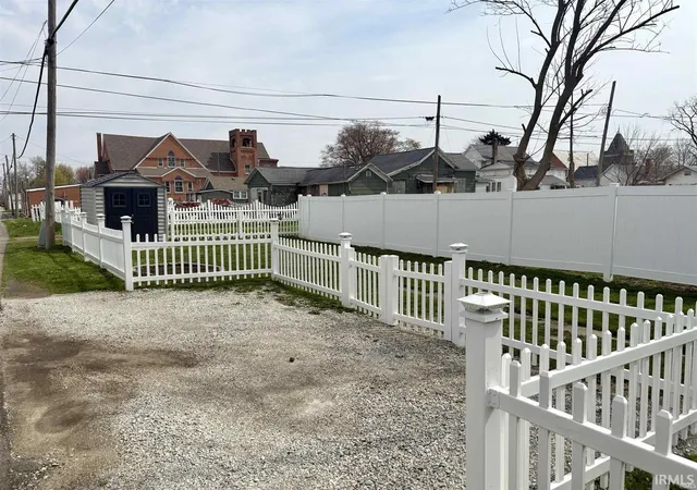 5th image of 210 W Jay St, Dunkirk, IN 47336 | MLS# 202626930