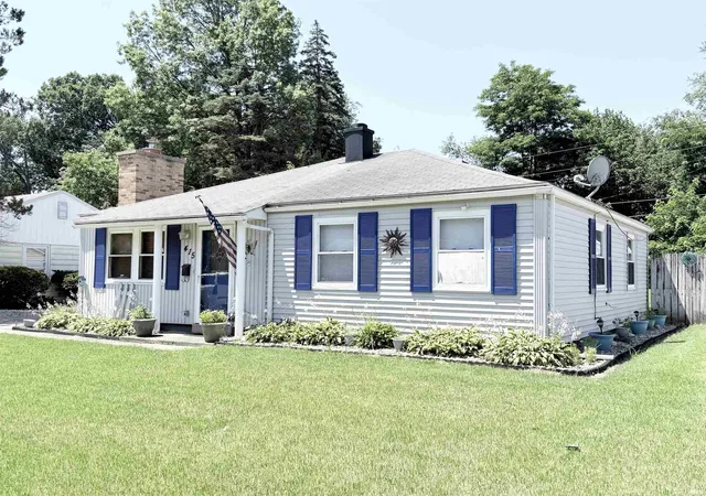 Photo 3 of Manufactured home for sale at 415 Manchester Dr, South Bend, IN 46615 | MLS# 202626941 | Listing updated on 2026-07-16