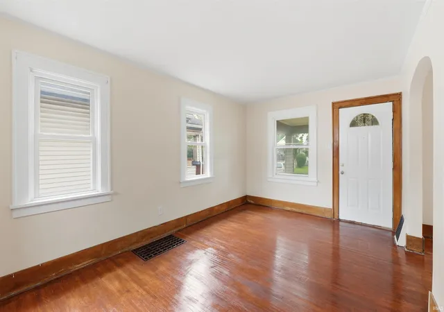 Photo 3 of Manufactured home for sale at 3405 Alexander St, Fort Wayne, IN 46806 | MLS# 202626942 | Listing updated on 2026-07-10