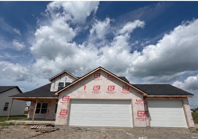 Photo 1 of Manufactured home for sale at 5018 Whittlebury Dr, Fort Wayne, IN 46818 | MLS# 202626945 | Listing updated on 2026-08-22