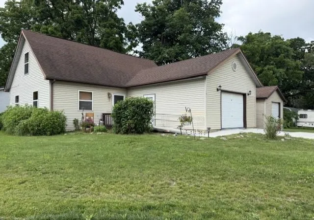 Homes for sale in Fremont, IN | 101 Ray Rd, Fremont, IN 46737 | MLS# 202626947