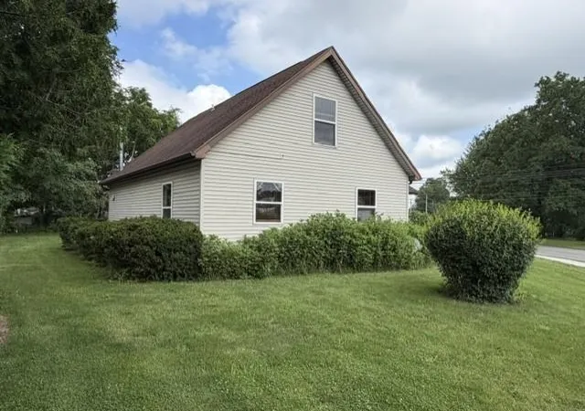 Homes for sale in Fremont, IN | 101 Ray Rd, Fremont, IN 46737 | MLS# 202626947