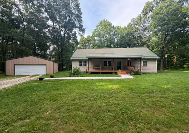 Homes for sale in Bloomfield, IN | 5655 S Dry Branch Rd, Bloomfield, IN 47424 | MLS# 202626949