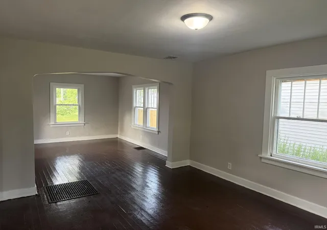 Photo 2 of Manufactured home for sale at 2918 Pittsburg St, Fort Wayne, IN 46803 | MLS# 202626959 | Listing updated on 2026-09-18
