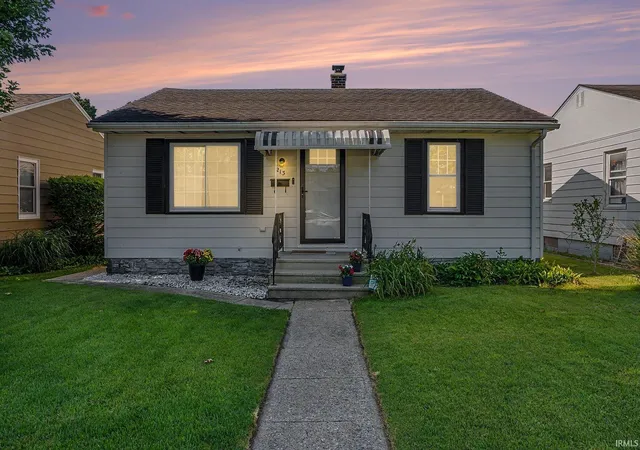 Homes for sale in Mishawaka, IN | 213 E Lowell Ave, Mishawaka, IN 46545 | MLS# 202626963