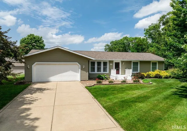 Photo 1 of Sale Pending at 317 E Ben St, New Carlisle, IN 46552 | MLS# 202626966 | Listing updated on 2026-07-31