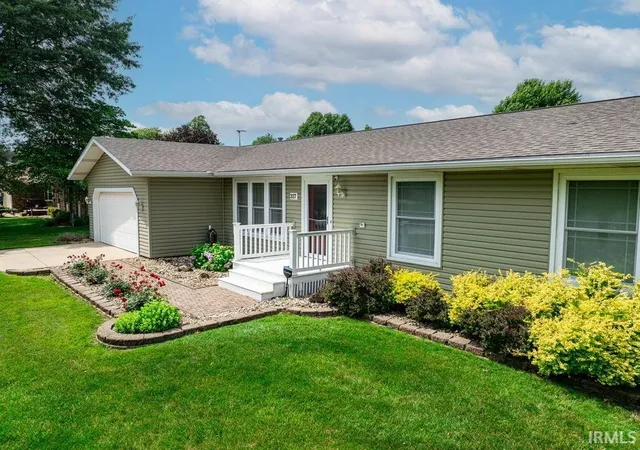 Photo 2 of Sale Pending at 317 E Ben St, New Carlisle, IN 46552 | MLS# 202626966 | Listing updated on 2026-07-31