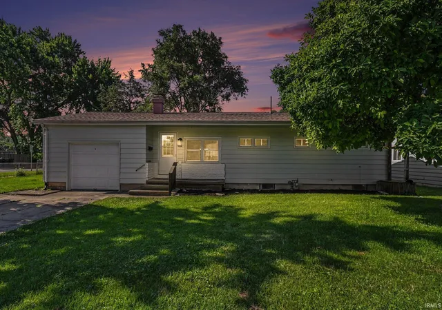 Homes for sale in Mishawaka, IN | 2005 Panama St, Mishawaka, IN 46544 | MLS# 202626967