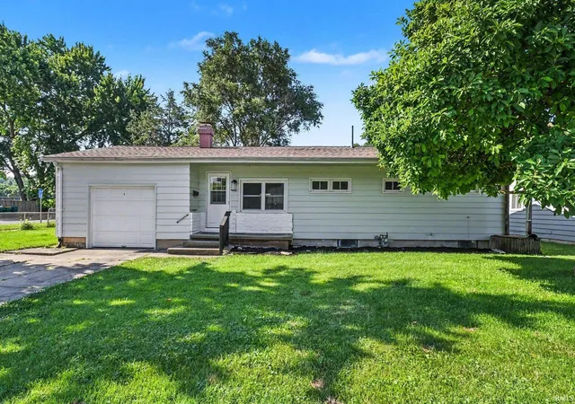 Homes for sale in Mishawaka, IN | 2005 Panama St, Mishawaka, IN 46544 | MLS# 202626967