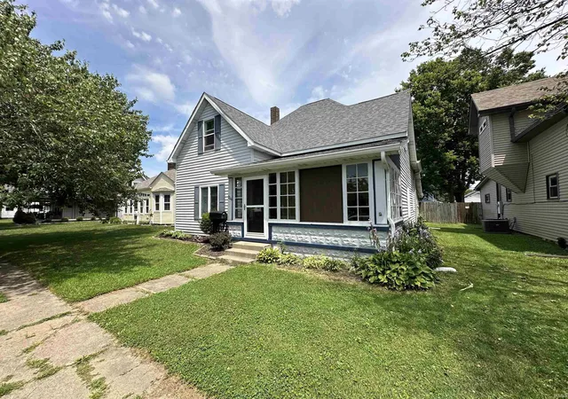 Photo 1 of Sale Pending at 226 N East St, Spencer, IN 47460 | MLS# 202626968 | Listing updated on 2026-09-24