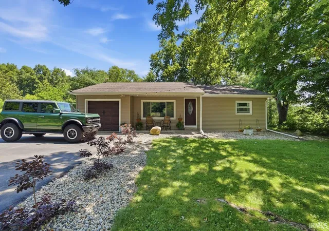 Homes for sale in Columbia City, IN | 1025 S 500 E Rd, Columbia City, IN 46725 | MLS# 202626974