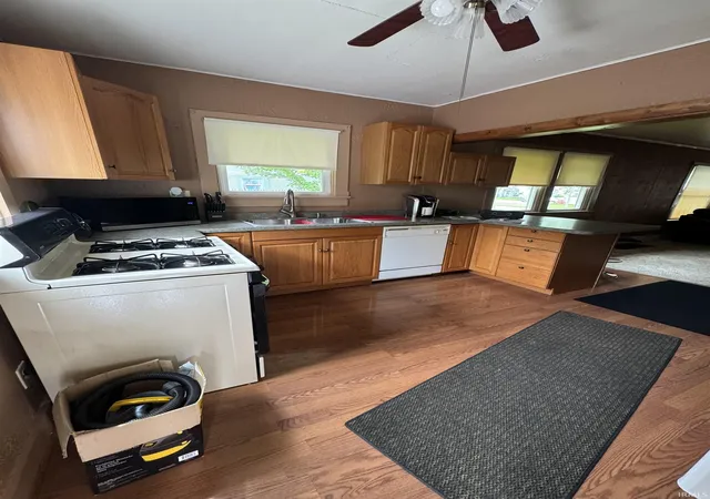 Photo 3 of Manufactured home for sale at 508 Mckinnie Ave, Fort Wayne, IN 46806 | MLS# 202626982 | Listing updated on 2026-07-20