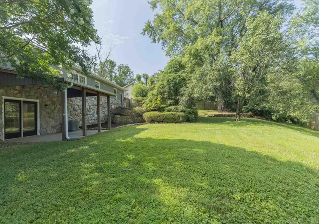 Homes for sale in Newburgh, IN | 711 Carole Pl, Newburgh, IN 47630 | MLS# 202626989