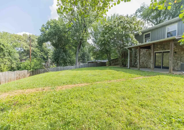 Homes for sale in Newburgh, IN | 711 Carole Pl, Newburgh, IN 47630 | MLS# 202626989