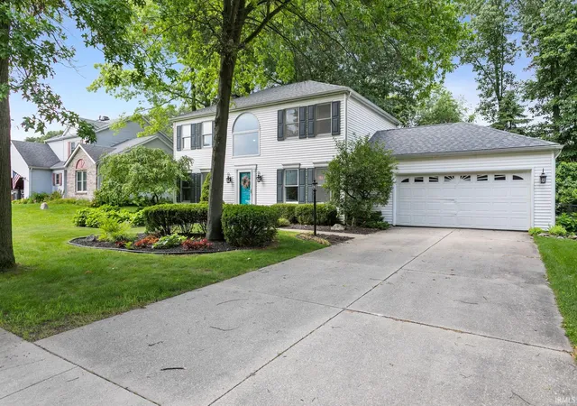 Photo 2 of Sale Pending at 26641 Hampton Woods Dr, Elkhart, IN 46514 | MLS# 202626992 | Listing updated on 2026-09-09