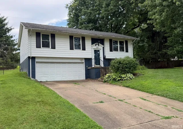 1st image of 407 Indian Trail Dr, Evansville, IN 47715 | MLS# 202627001
