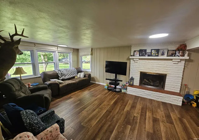 5th image of 5379 E Simpson Lake Dr, Vincennes, IN 47591 | MLS# 202627004
