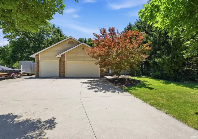 Photo 3 of Sale Pending at 12706 Leo Rd, Fort Wayne, IN 46845 | MLS# 202627021 | Listing updated on 2026-07-13