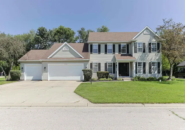 Homes for sale in Granger, IN | 50769 Bromley Dr, Granger, IN 46530 | MLS# 202627026