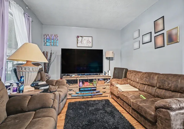 Photo 3 of Manufactured home for sale at 801 Dundee St, South Bend, IN 46619 | MLS# 202627045 | Listing updated on 2026-08-26