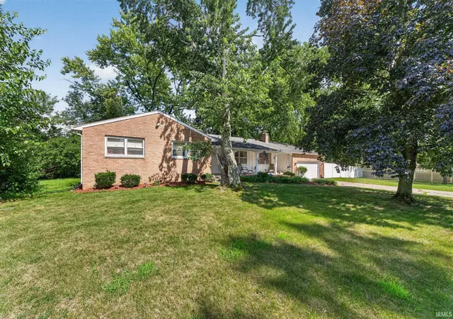 Photo 1 of Manufactured home for sale at 53150 Ridgewood Dr, South Bend, IN 46637 | MLS# 202627066 | Listing updated on 2026-09-09