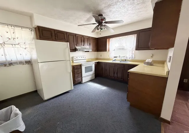 2nd image of 4369 E Main St, Avon, IN 46123 | MLS# 202627072